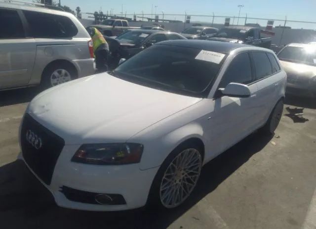 Photo 1 VIN: WAUKEAFM3CA067861 - AUDI A3 