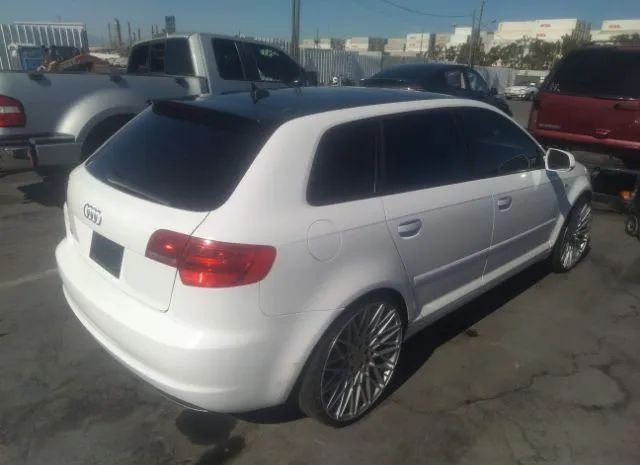 Photo 3 VIN: WAUKEAFM3CA067861 - AUDI A3 