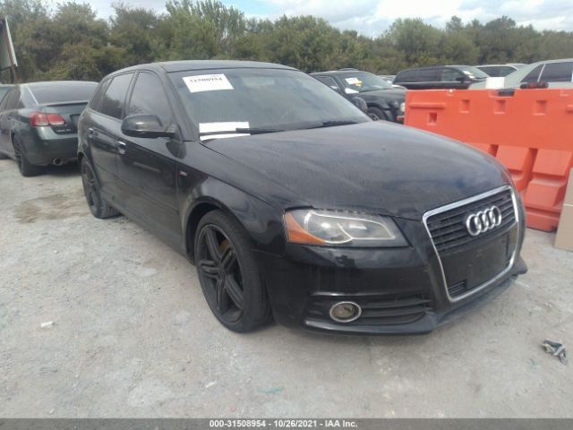 Photo 0 VIN: WAUKEAFM3CA123121 - AUDI A3 