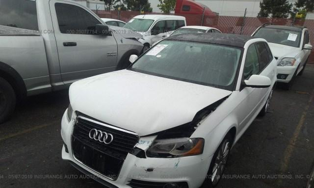 Photo 1 VIN: WAUKEAFM3DA028267 - AUDI A3 