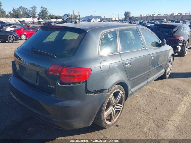 Photo 3 VIN: WAUKEAFM4BA033927 - AUDI A3 