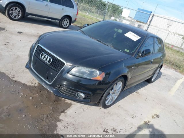 Photo 1 VIN: WAUKEAFM5BA143126 - AUDI A3 