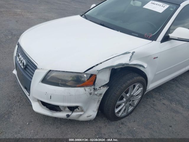 Photo 5 VIN: WAUKEAFM9AA018208 - AUDI A3 