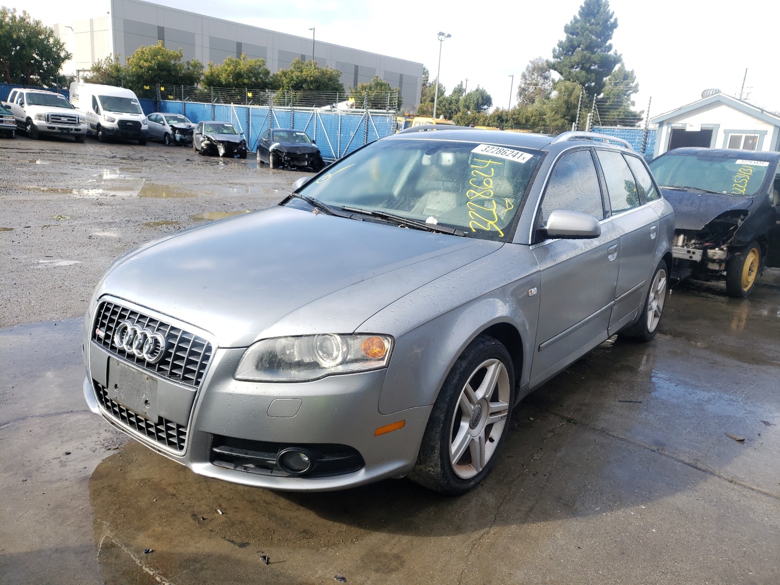 Photo 1 VIN: WAUKF68E88A082945 - AUDI A4 