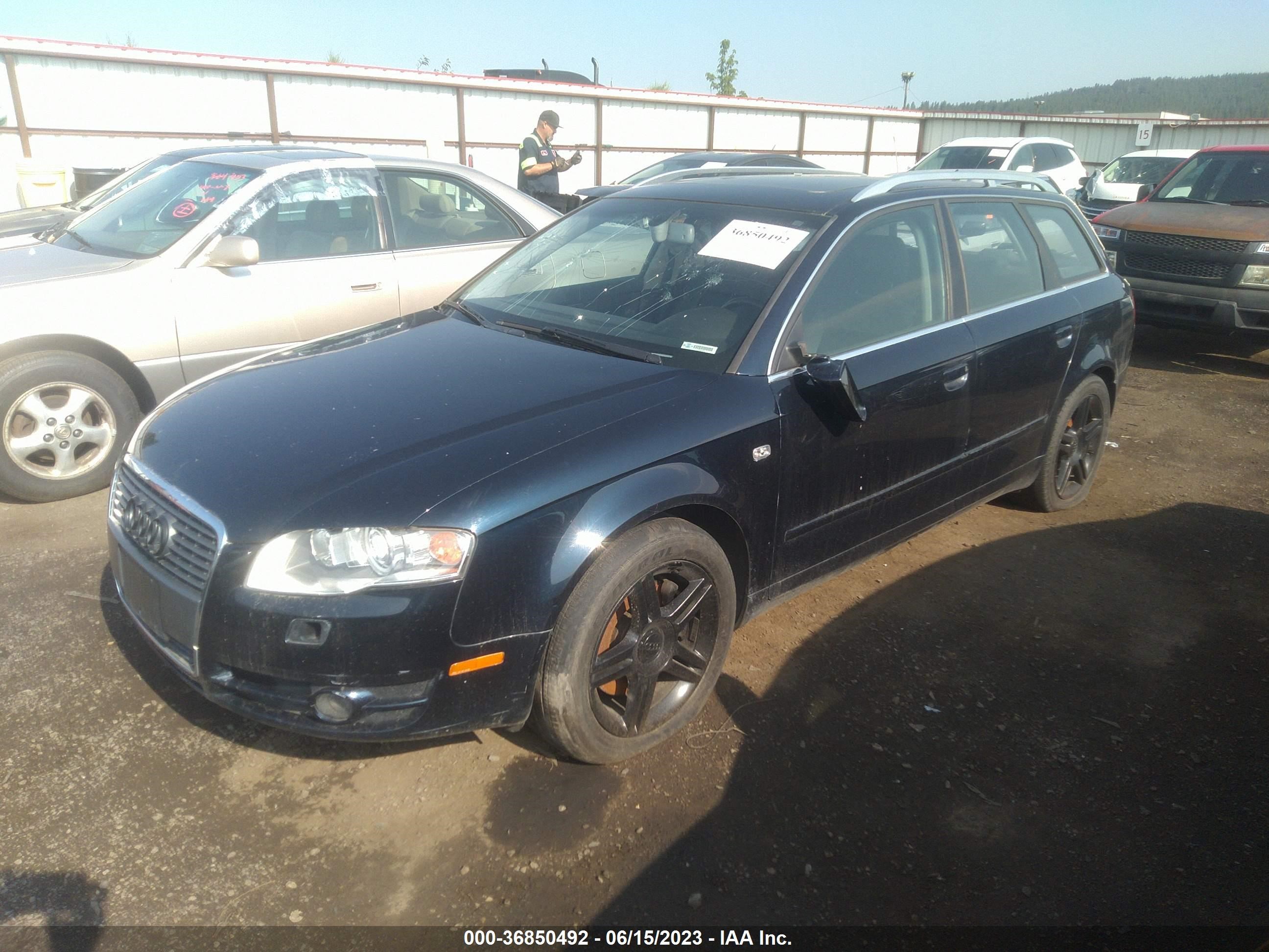 Photo 2 VIN: WAUKF78E07A227075 - AUDI A4 