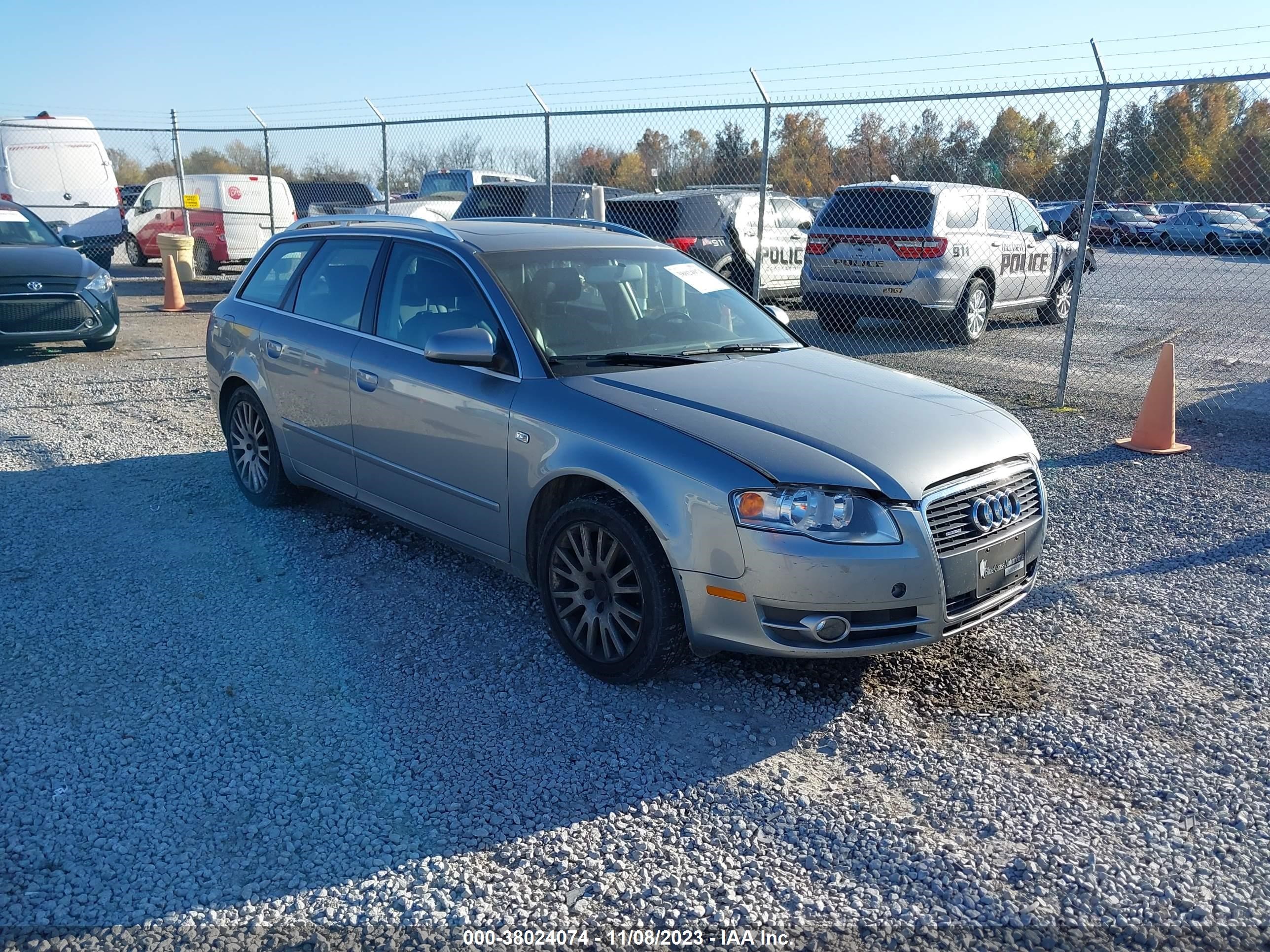 Photo 0 VIN: WAUKF78E57A229114 - AUDI A4 