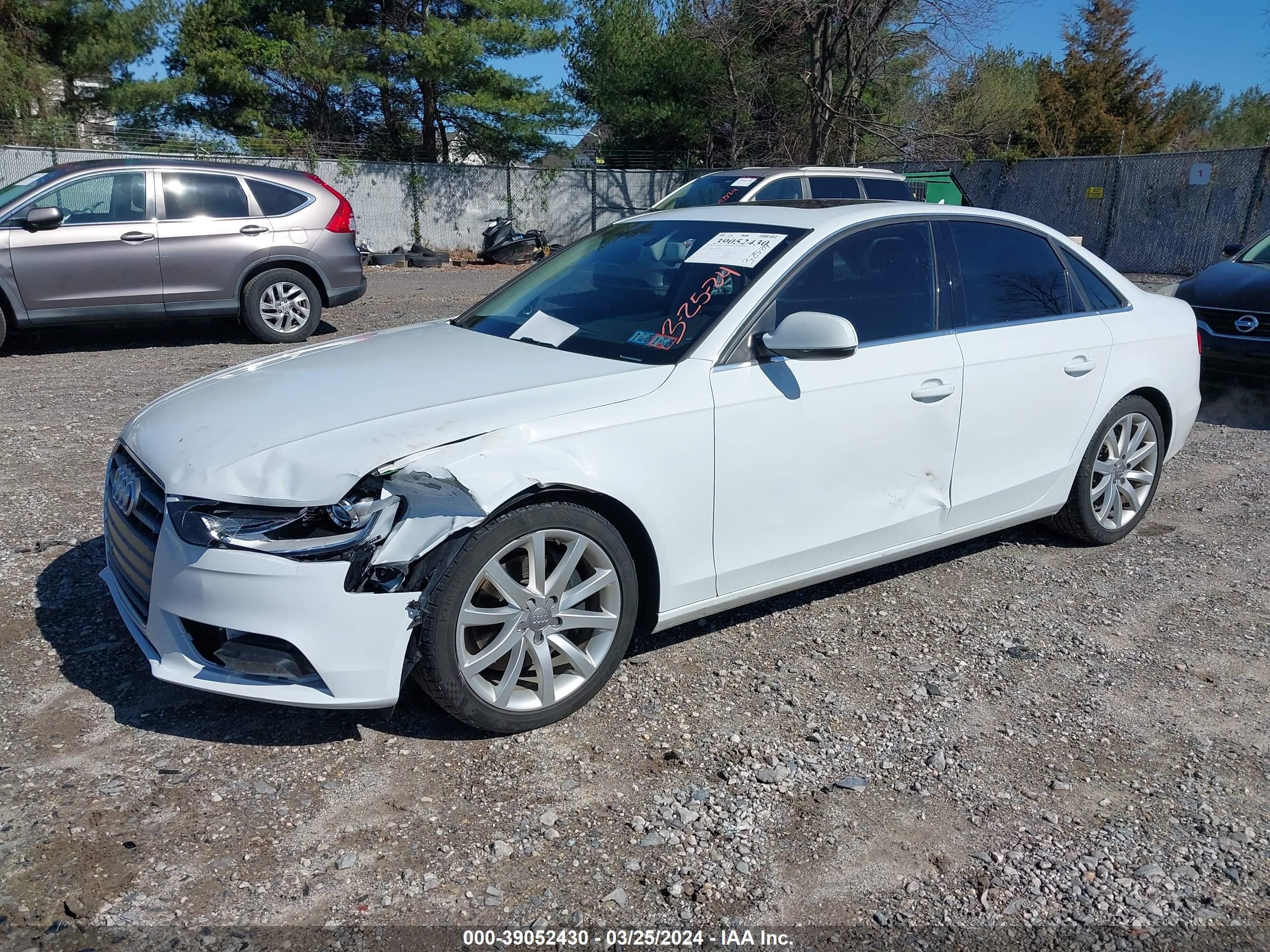 Photo 1 VIN: WAUKFAFL4DN044782 - AUDI A4 