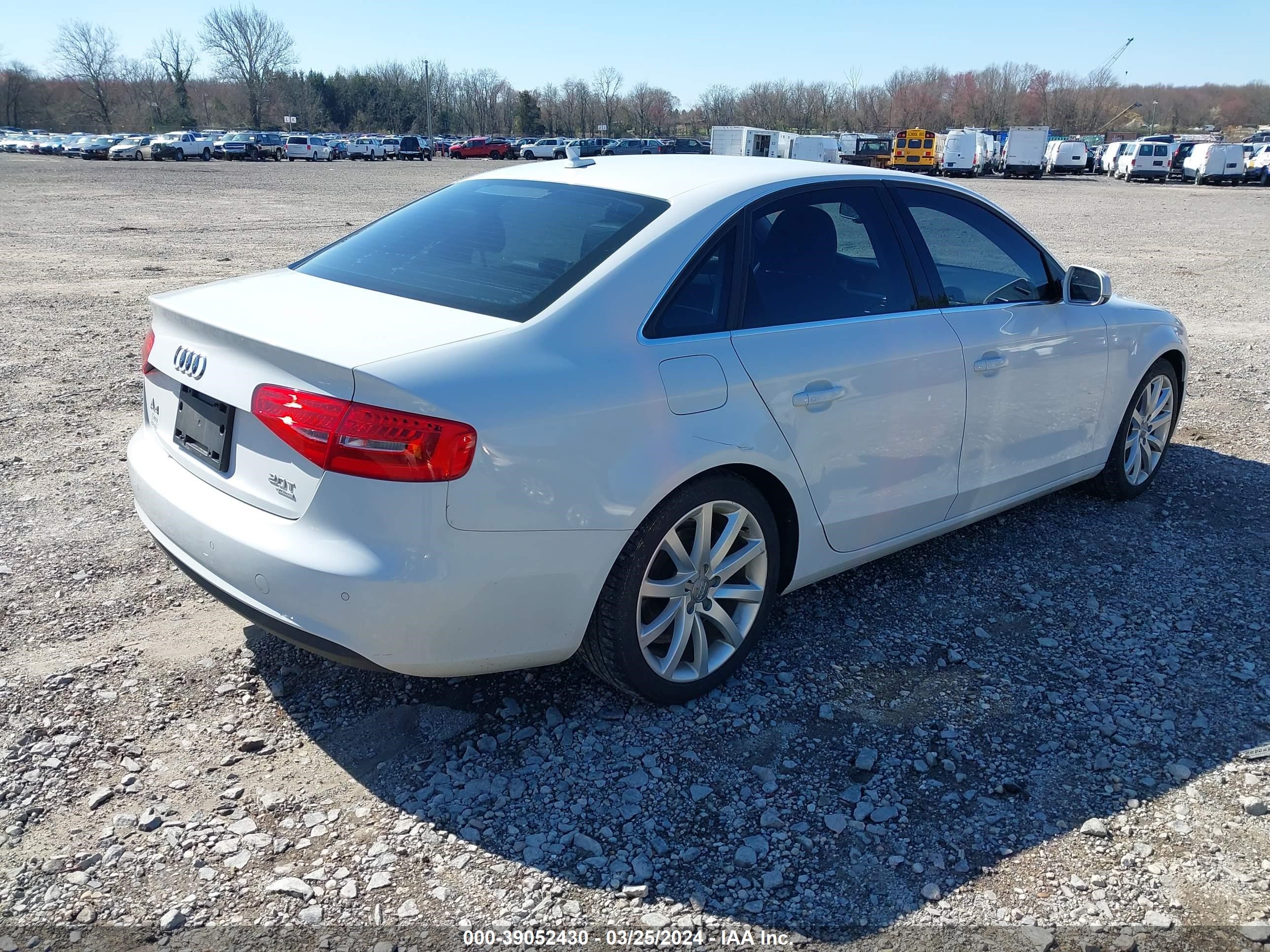 Photo 3 VIN: WAUKFAFL4DN044782 - AUDI A4 