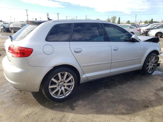 Photo 2 VIN: WAUKFAFM1BA127602 - AUDI A3 