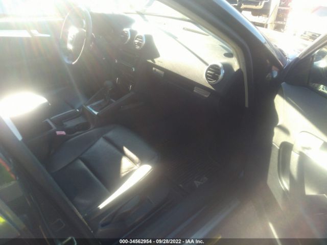 Photo 4 VIN: WAUKFAFM5AA022270 - AUDI A3 