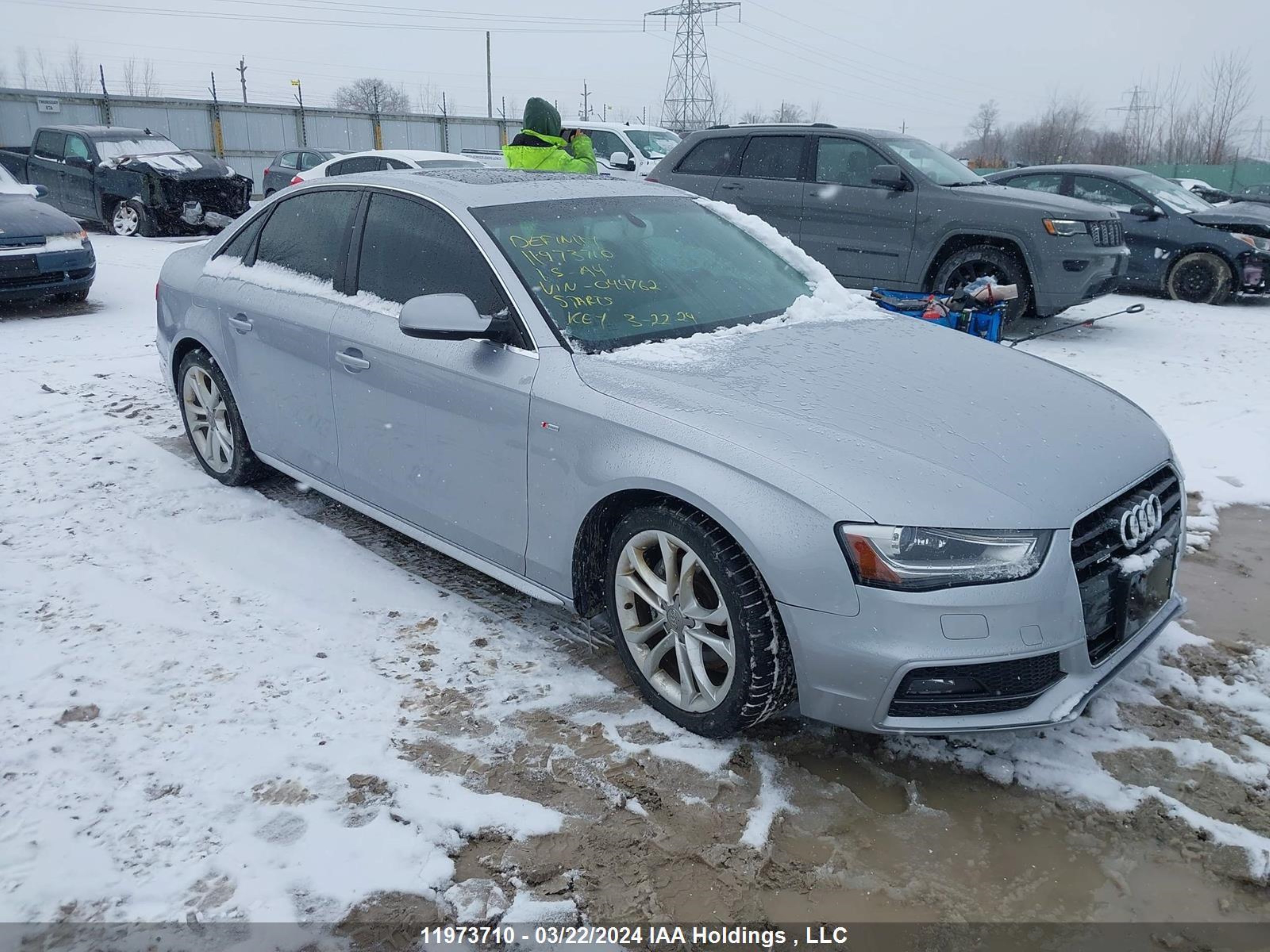 Photo 0 VIN: WAUKFCFL0FN044762 - AUDI A4 