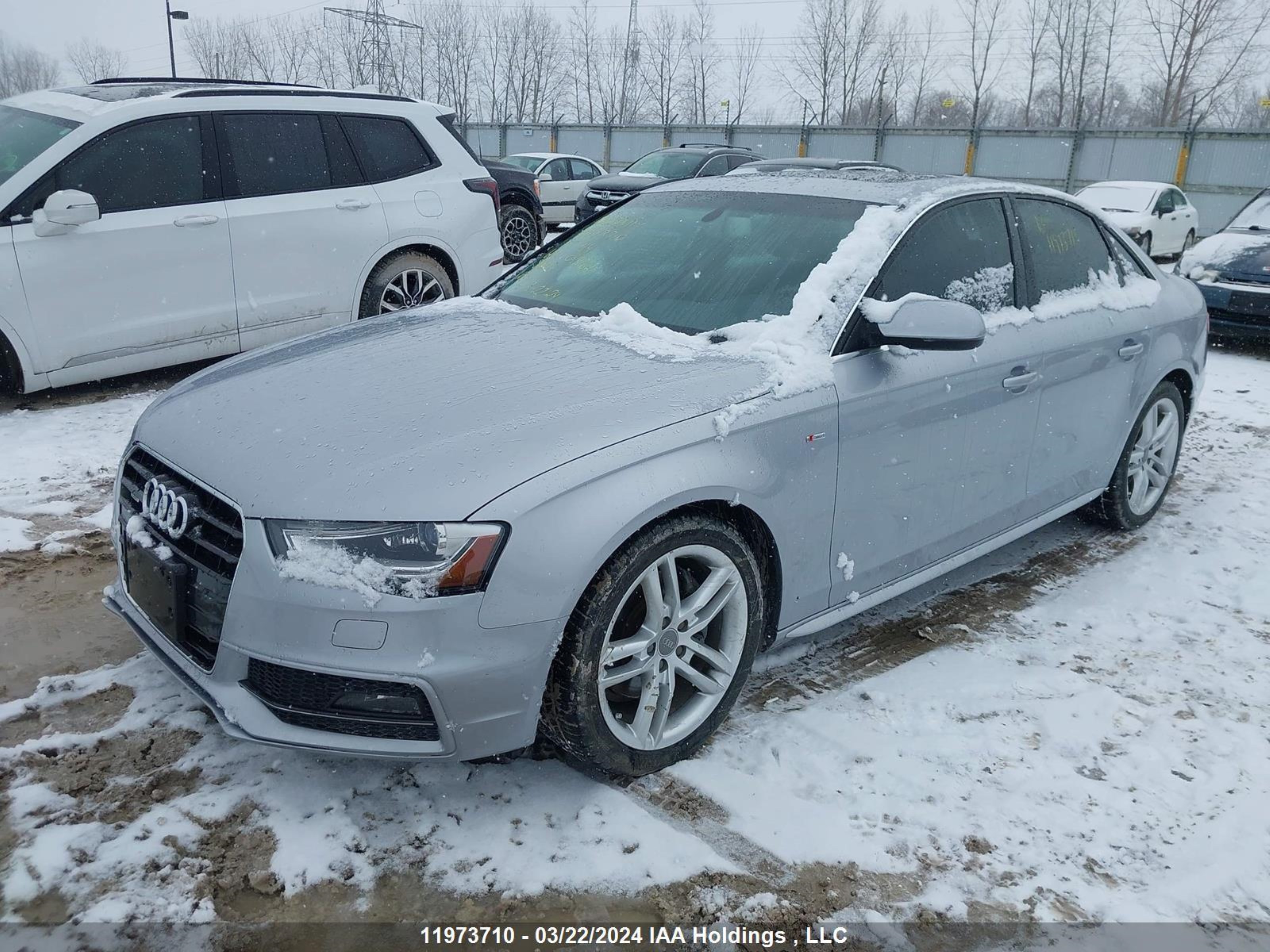 Photo 1 VIN: WAUKFCFL0FN044762 - AUDI A4 