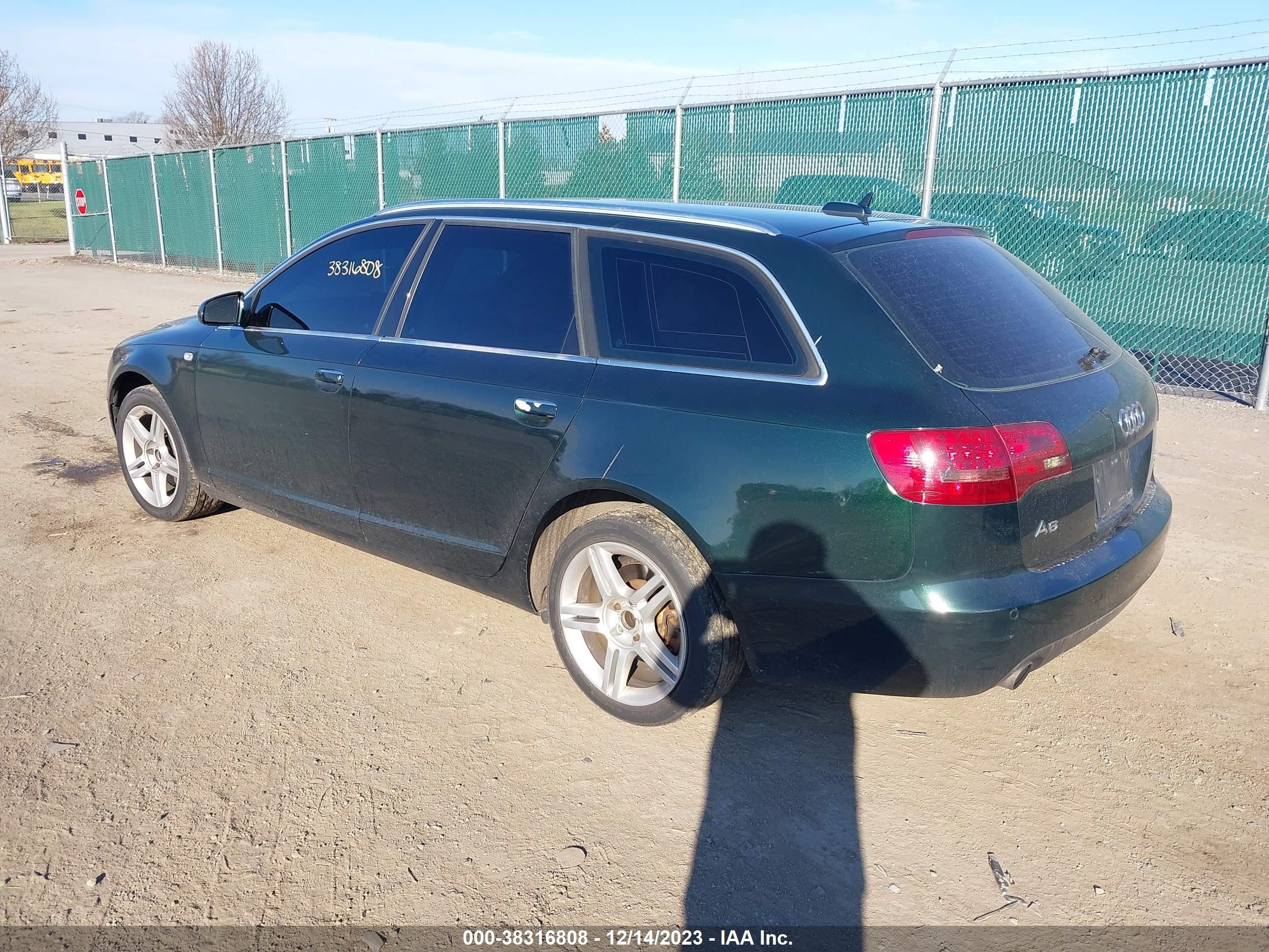 Photo 2 VIN: WAUKG74F76N073693 - AUDI A6 