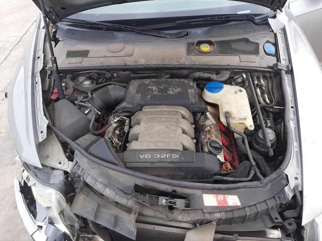 Photo 10 VIN: WAUKG74F96N069175 - AUDI A6 