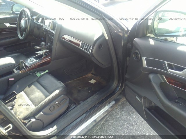 Photo 4 VIN: WAUKGAFB4BN043892 - AUDI A6 