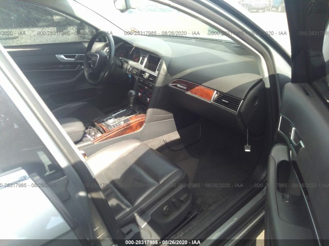 Photo 4 VIN: WAUKGAFB7AN046638 - AUDI A6 