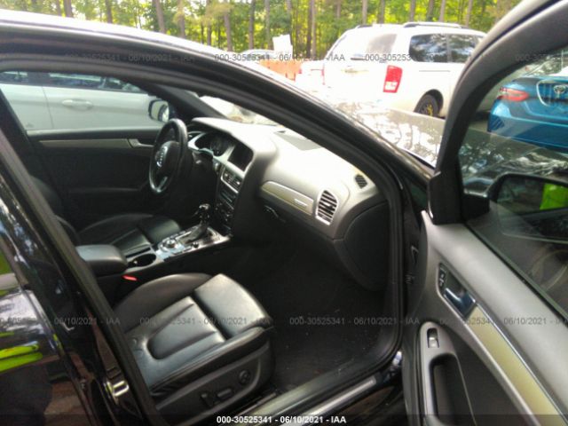 Photo 4 VIN: WAUKGAFL1CA055645 - AUDI S4 