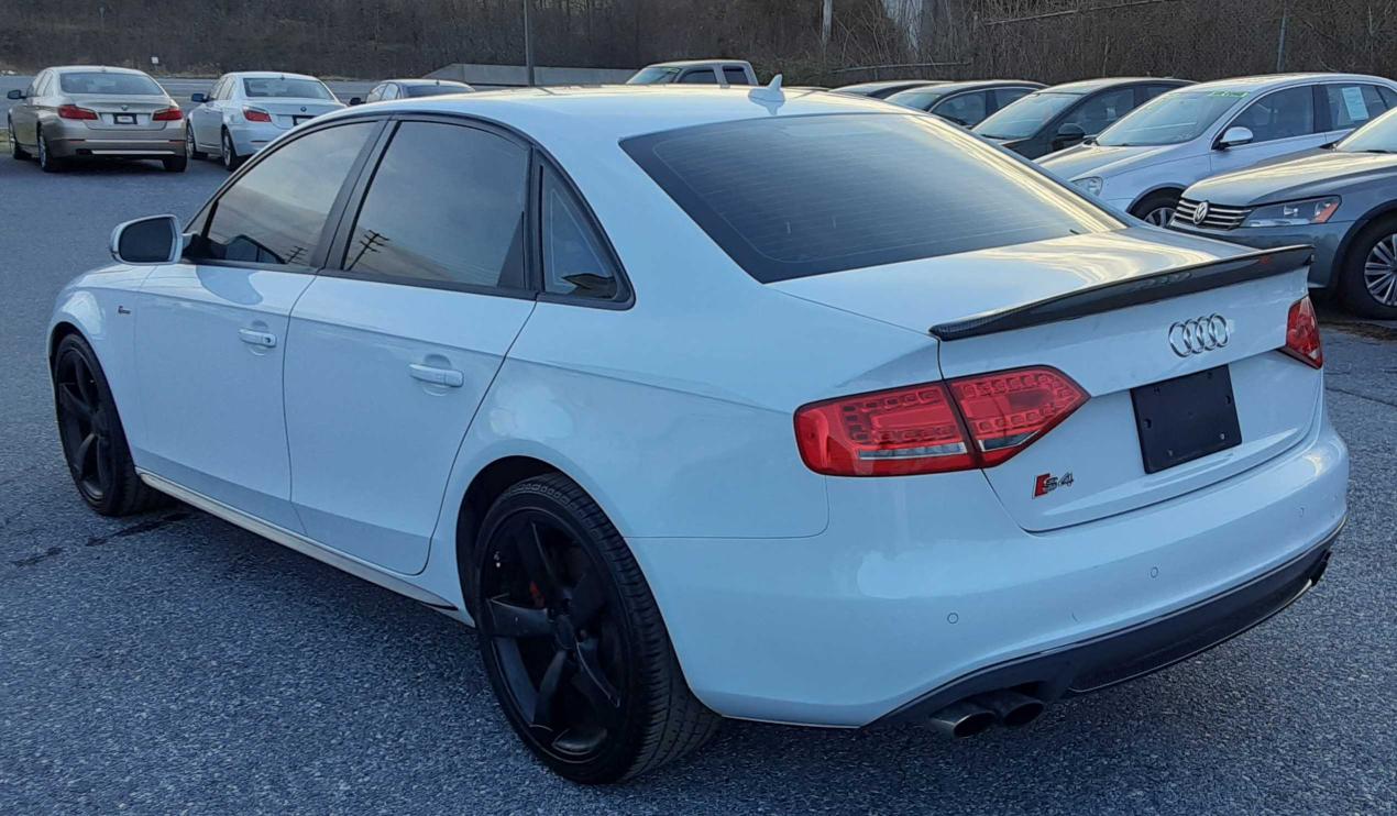 Photo 2 VIN: WAUKGAFL7CA106856 - AUDI S4 PRESTIG 