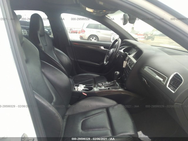 Photo 4 VIN: WAUKGAFL9CA038026 - AUDI S4 