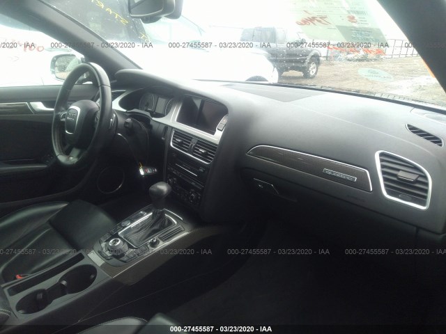 Photo 4 VIN: WAUKGAFL9CA079353 - AUDI S4 