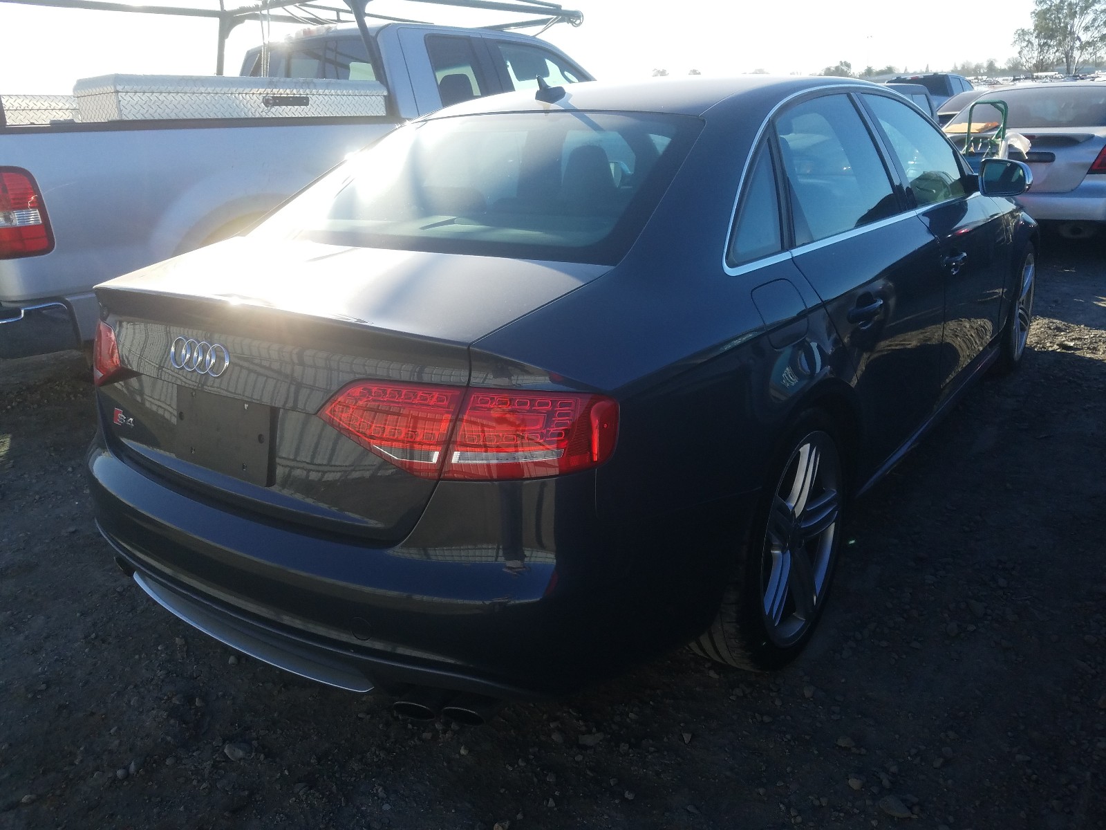 Photo 3 VIN: WAUKGAFLXAA080671 - AUDI S4 PRESTIG 