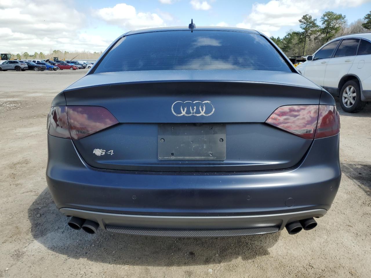 Photo 5 VIN: WAUKGAFLXBA043363 - AUDI RS4 