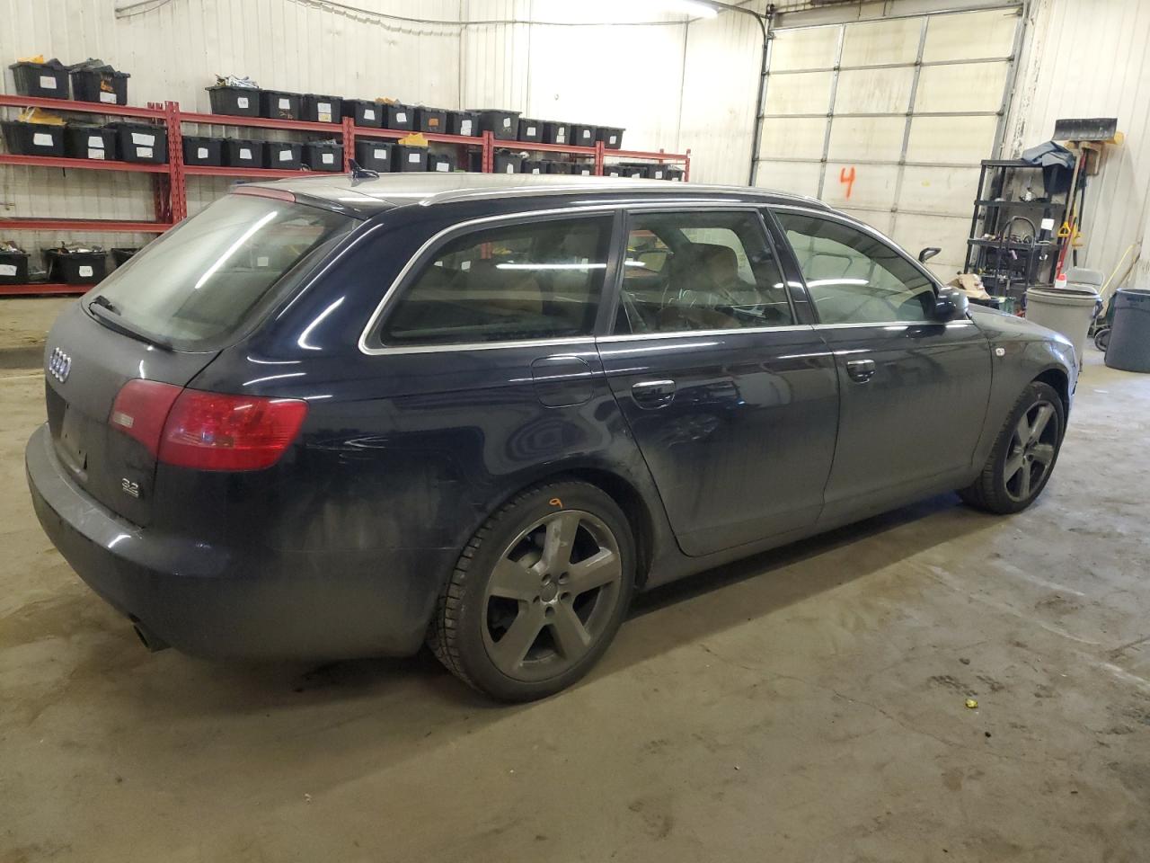 Photo 2 VIN: WAUKH74F78N157738 - AUDI A6 