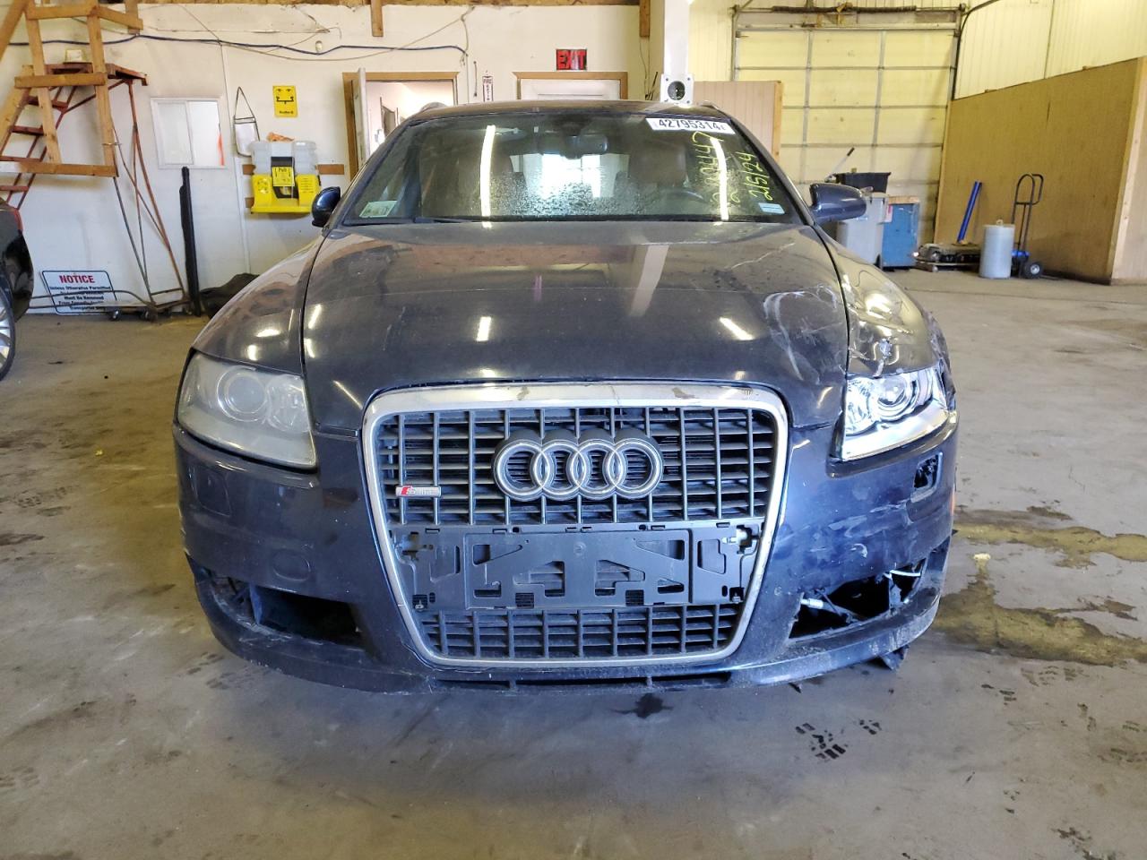 Photo 4 VIN: WAUKH74F78N157738 - AUDI A6 