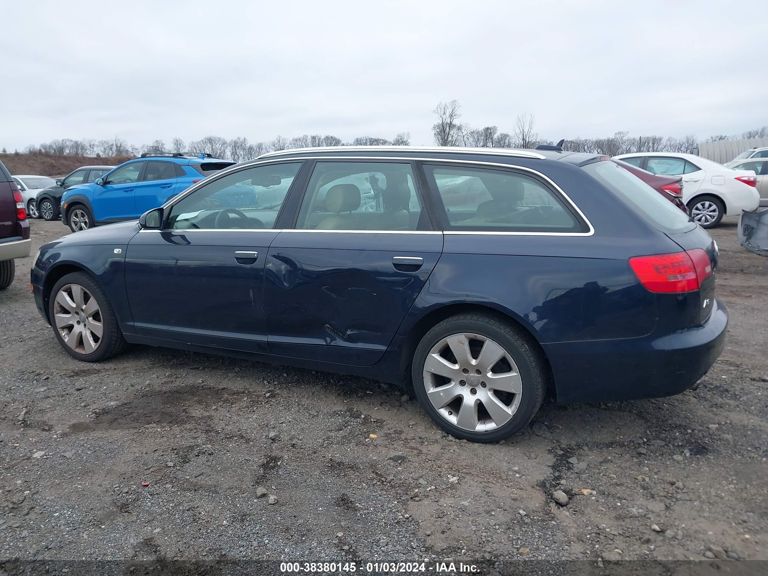 Photo 5 VIN: WAUKH74FX6N115545 - AUDI A6 