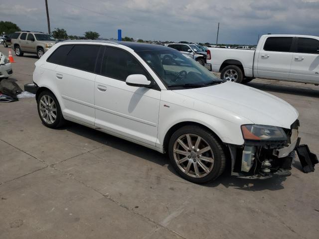 Photo 3 VIN: WAUKJAFM2CA051307 - AUDI A3 