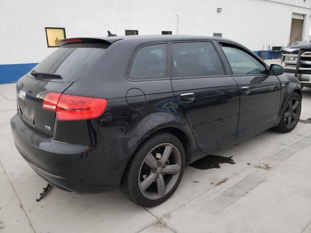 Photo 3 VIN: WAUKJAFM2CA134784 - AUDI A3 