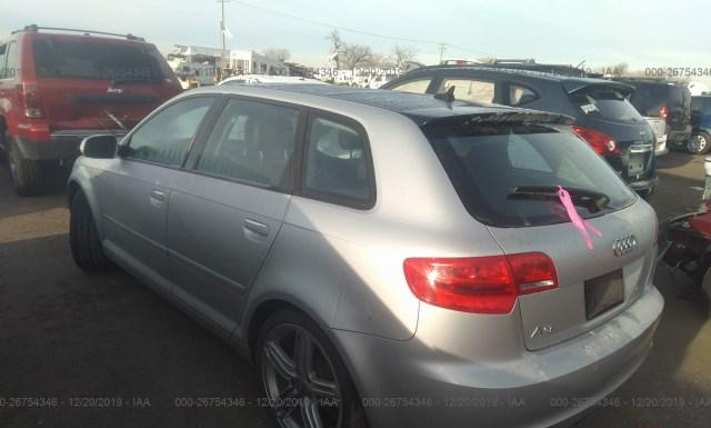 Photo 2 VIN: WAUKJAFM5CA098542 - AUDI A3 