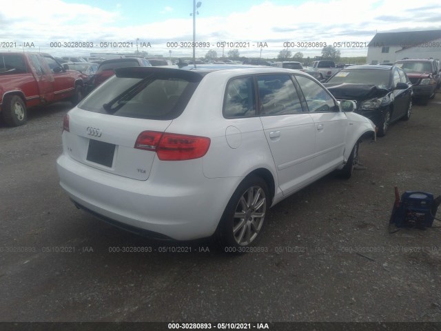 Photo 3 VIN: WAUKJAFM6CA016012 - AUDI A3 