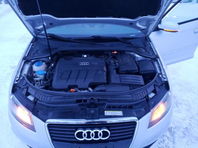 Photo 10 VIN: WAUKJAFM6CA027902 - AUDI A3 