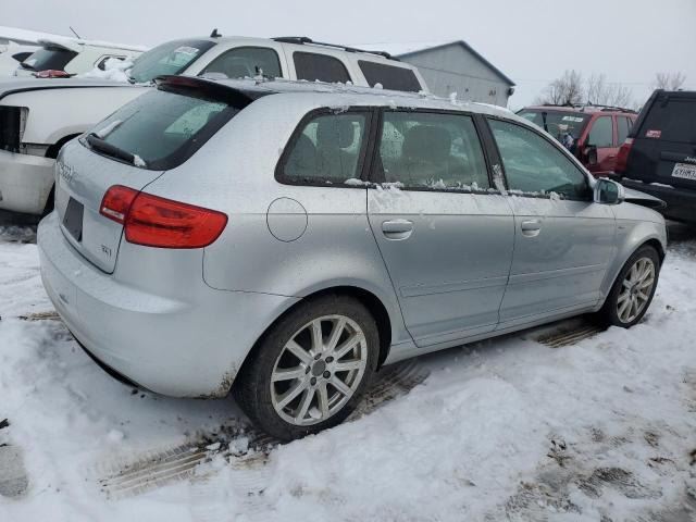 Photo 2 VIN: WAUKJAFM7DA026128 - AUDI A3 PREMIUM 