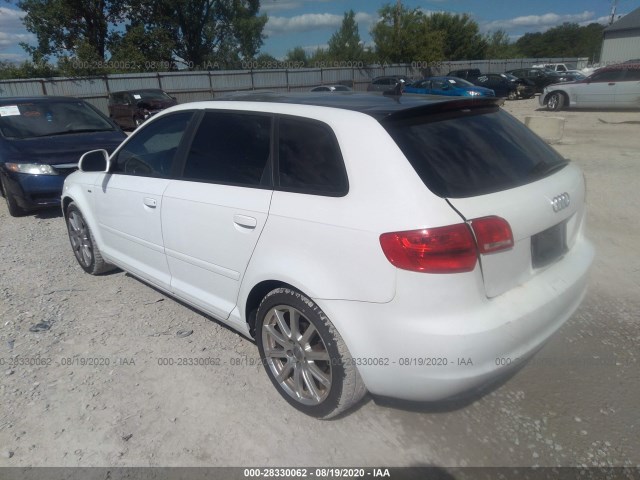 Photo 2 VIN: WAUKJAFM8AA057299 - AUDI A3 