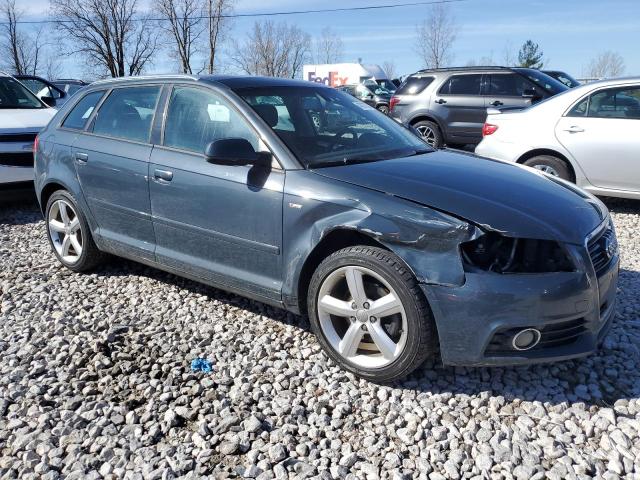 Photo 3 VIN: WAUKJAFM8CA165697 - AUDI A3 