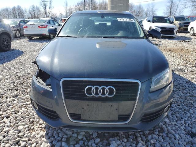 Photo 4 VIN: WAUKJAFM8CA165697 - AUDI A3 