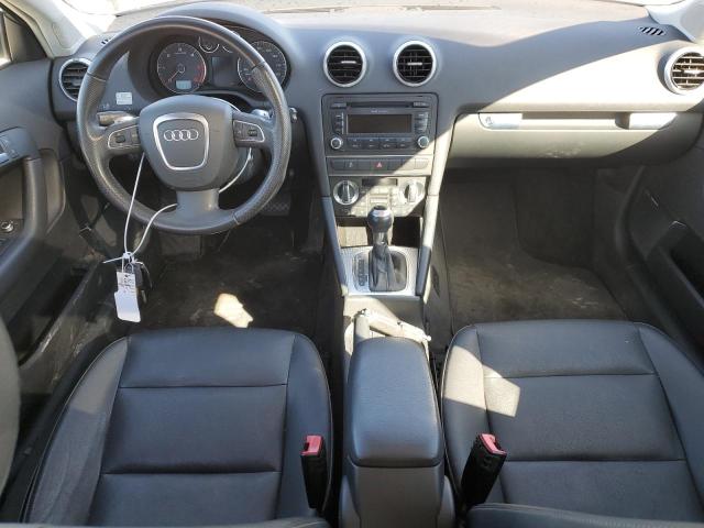 Photo 7 VIN: WAUKJAFM8CA165697 - AUDI A3 