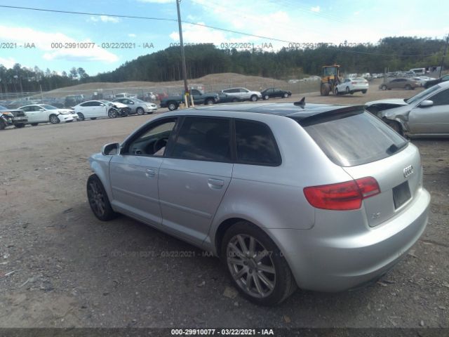 Photo 2 VIN: WAUKJAFM9CA013346 - AUDI A3 