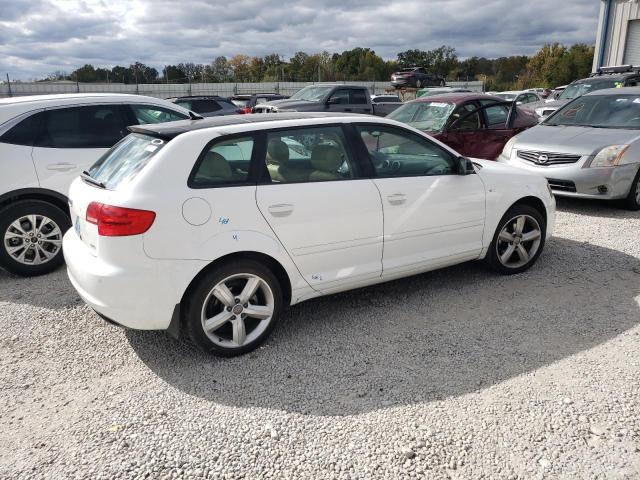 Photo 2 VIN: WAUKJAFM9CA127699 - AUDI A3 PREMIUM 