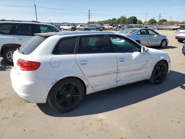 Photo 2 VIN: WAUKJAFM9CA127900 - AUDI A3 PREMIUM 