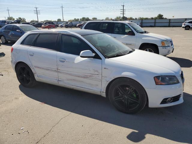 Photo 3 VIN: WAUKJAFM9CA127900 - AUDI A3 PREMIUM 