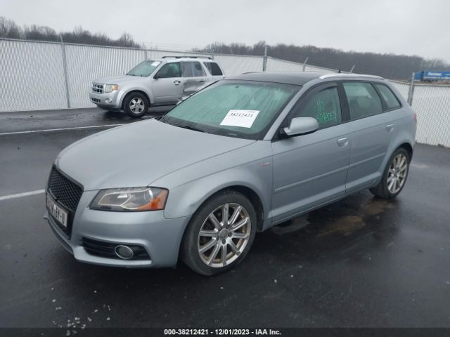 Photo 1 VIN: WAUKJAFM9DA004535 - AUDI A3 