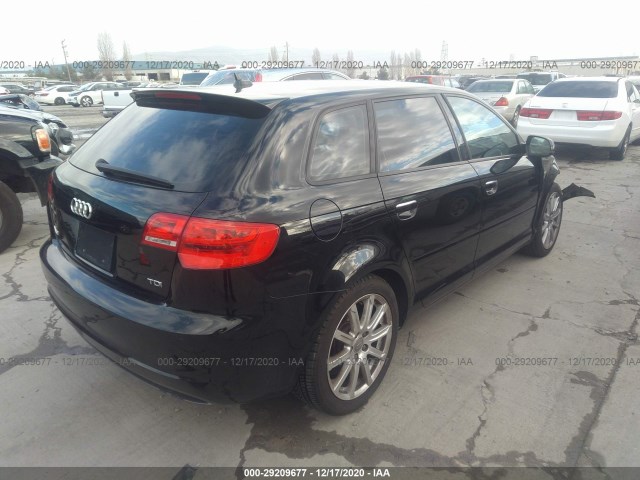 Photo 3 VIN: WAUKJAFMXCA000752 - AUDI A3 