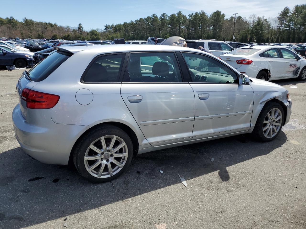 Photo 2 VIN: WAUKJAFMXCA049711 - AUDI A3 