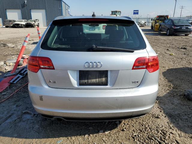 Photo 5 VIN: WAUKJBFM2CA116324 - AUDI A3 