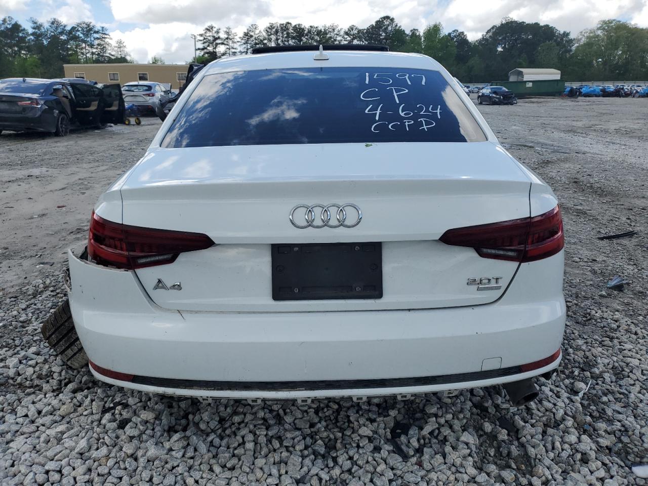 Photo 5 VIN: WAUKMAF40JN001597 - AUDI A4 