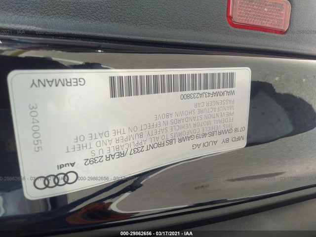 Photo 8 VIN: WAUKMAF43JA233800 - AUDI A4 