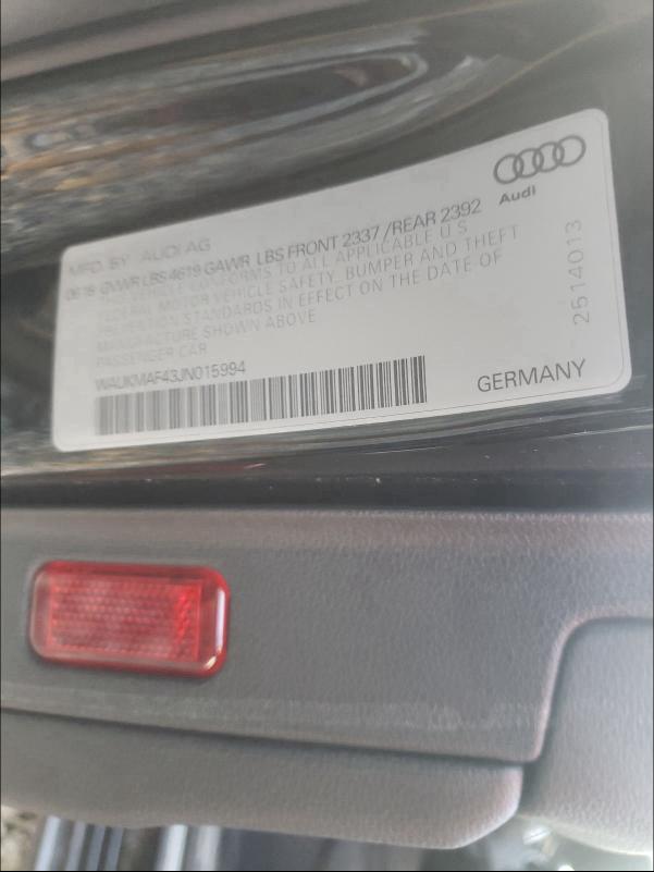 Photo 9 VIN: WAUKMAF43JN015994 - AUDI A4 